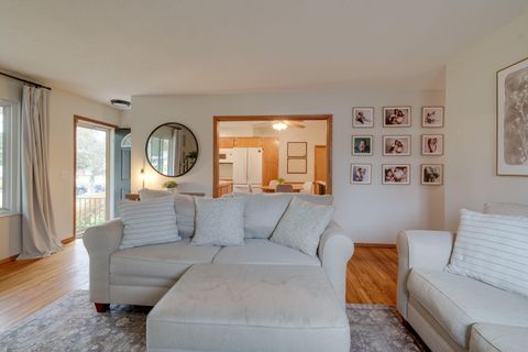 Tiny photo for 6153 Foth Drive, Toledo, OH 43613 (MLS # 10000090)