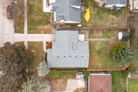 Tiny photo for 6153 Foth Drive, Toledo, OH 43613 (MLS # 10000090)