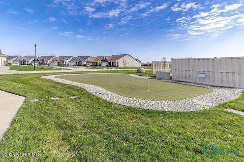 Tiny photo for 8904 N Park Lake Circle, Sylvania, OH 43560 (MLS # 10000436)