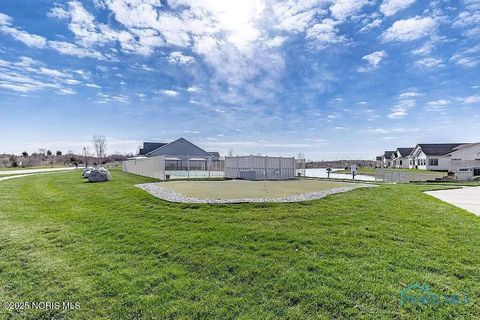 Tiny photo for 8904 N Park Lake Circle, Sylvania, OH 43560 (MLS # 10000436)