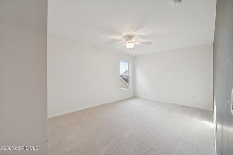 Tiny photo for 8904 N Park Lake Circle, Sylvania, OH 43560 (MLS # 10000436)