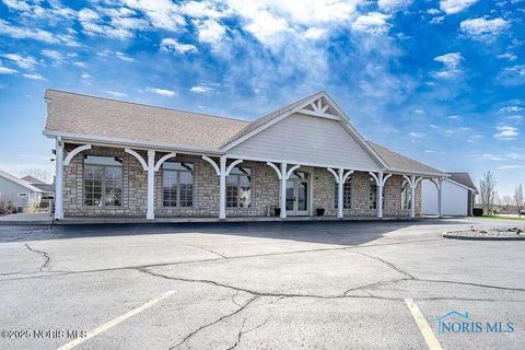 Tiny photo for 8904 N Park Lake Circle, Sylvania, OH 43560 (MLS # 10000436)