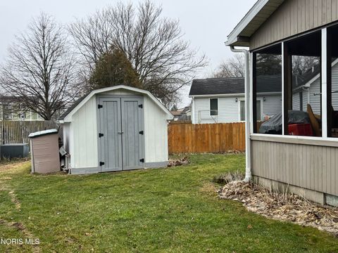 Tiny photo for 805 Vale Court, Bowling Green, OH 43402 (MLS # 10005746)