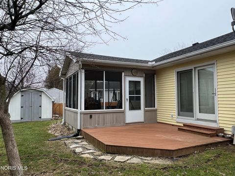 Tiny photo for 805 Vale Court, Bowling Green, OH 43402 (MLS # 10005746)