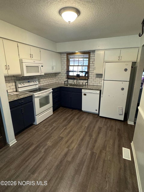 Tiny photo for 2757 Sweetbriar Court, Toledo, OH 43615 (MLS # 10009774)