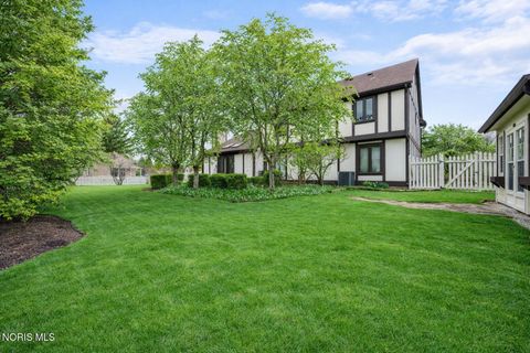 Tiny photo for 730 Ashbury Drive, Perrysburg, OH 43551 (MLS # 10006063)