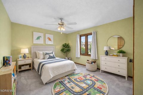 Tiny photo for 730 Ashbury Drive, Perrysburg, OH 43551 (MLS # 10006063)