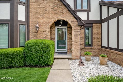 Tiny photo for 730 Ashbury Drive, Perrysburg, OH 43551 (MLS # 10006063)