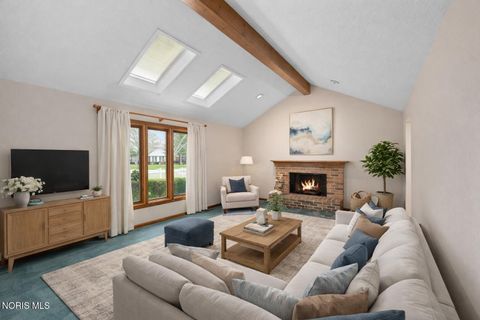 Tiny photo for 730 Ashbury Drive, Perrysburg, OH 43551 (MLS # 10006063)