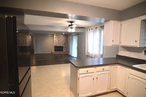 Tiny photo for 59 Applewood Drive, Oregon, OH 43616 (MLS # 10013433)