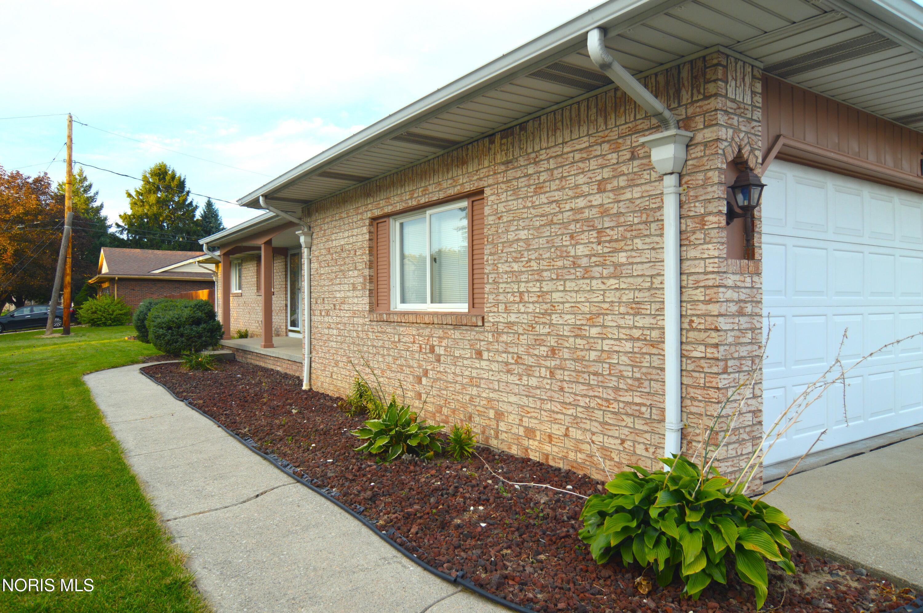 59 Applewood Drive