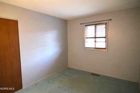 Tiny photo for 59 Applewood Drive, Oregon, OH 43616 (MLS # 10013433)