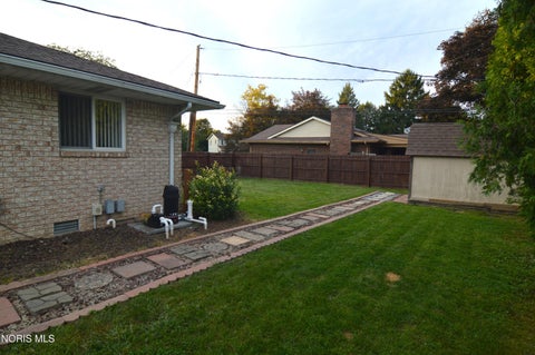 Tiny photo for 59 Applewood Drive, Oregon, OH 43616 (MLS # 10013433)