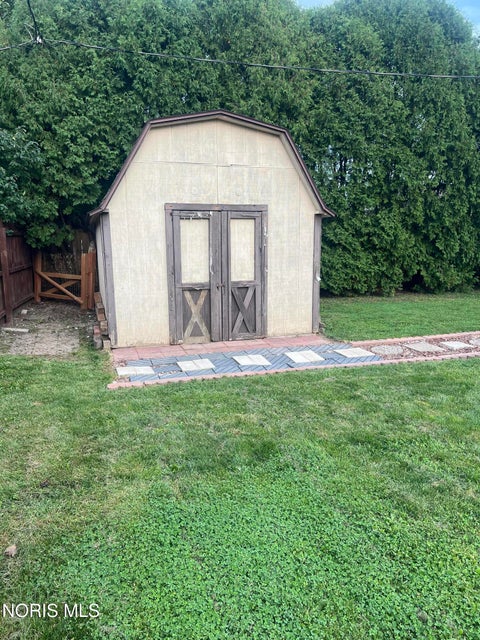 Tiny photo for 59 Applewood Drive, Oregon, OH 43616 (MLS # 10013433)