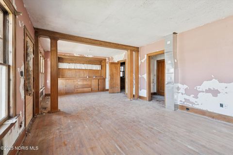 Tiny photo for 2053 Calumet Avenue, Toledo, OH 43607 (MLS # 10001123)