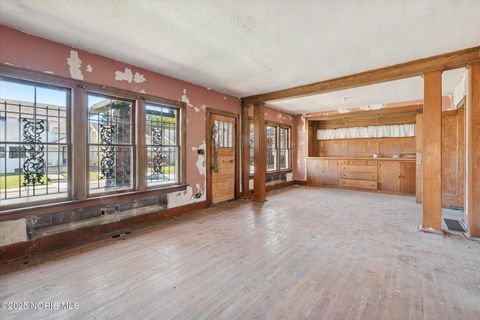 Tiny photo for 2053 Calumet Avenue, Toledo, OH 43607 (MLS # 10001123)