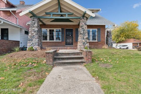 Tiny photo for 2053 Calumet Avenue, Toledo, OH 43607 (MLS # 10001123)