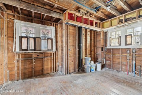 Tiny photo for 2053 Calumet Avenue, Toledo, OH 43607 (MLS # 10001123)