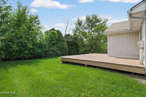 Tiny photo for 1705 Henthorne Drive, Maumee, OH 43537 (MLS # 10008383)