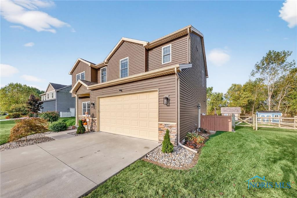 6746 Oak Crossing Lane