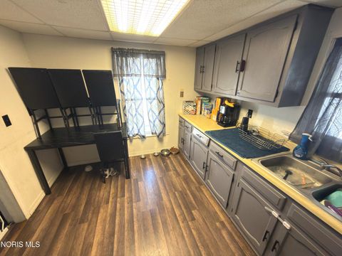 Tiny photo for 960 Glenn Street, Van Wert, OH 45891 (MLS # 10004582)