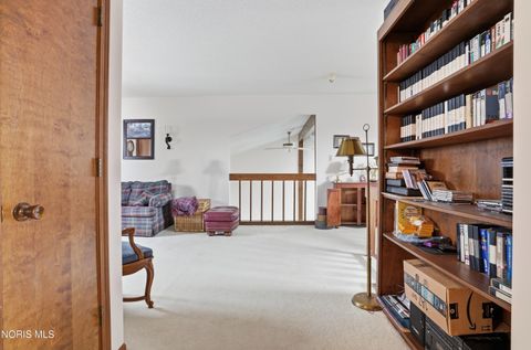 Tiny photo for 821 Fox Run Road #Apt 6, Findlay, OH 45840 (MLS # 10005217)