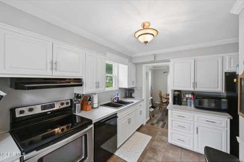 Tiny photo for 3827 Doty Drive, Toledo, OH 43613 (MLS # 10010076)