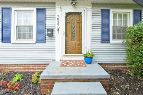 Tiny photo for 3827 Doty Drive, Toledo, OH 43613 (MLS # 10010076)