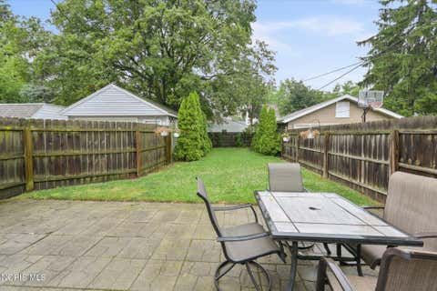 Tiny photo for 3827 Doty Drive, Toledo, OH 43613 (MLS # 10010076)
