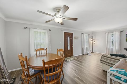 Tiny photo for 3827 Doty Drive, Toledo, OH 43613 (MLS # 10010076)