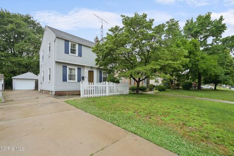 Tiny photo for 3827 Doty Drive, Toledo, OH 43613 (MLS # 10010076)
