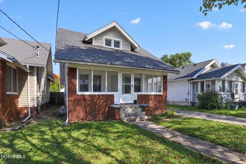 Tiny photo for 536 Eleanor Avenue, Toledo, OH 43612 (MLS # 10014487)