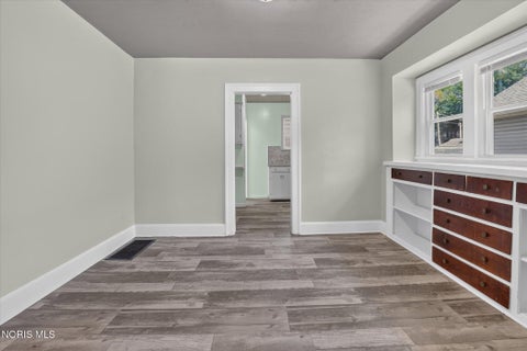 Tiny photo for 536 Eleanor Avenue, Toledo, OH 43612 (MLS # 10014487)