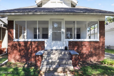 Tiny photo for 536 Eleanor Avenue, Toledo, OH 43612 (MLS # 10014487)