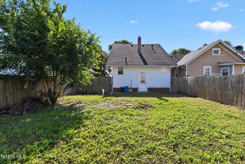 Tiny photo for 536 Eleanor Avenue, Toledo, OH 43612 (MLS # 10014487)