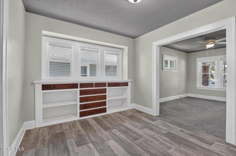 Tiny photo for 536 Eleanor Avenue, Toledo, OH 43612 (MLS # 10014487)
