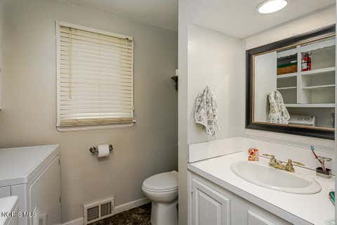 Tiny photo for 9221 Mandell Road, Perrysburg, OH 43551 (MLS # 10011096)