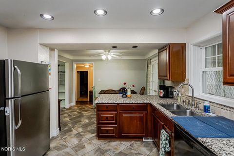 Tiny photo for 9221 Mandell Road, Perrysburg, OH 43551 (MLS # 10011096)