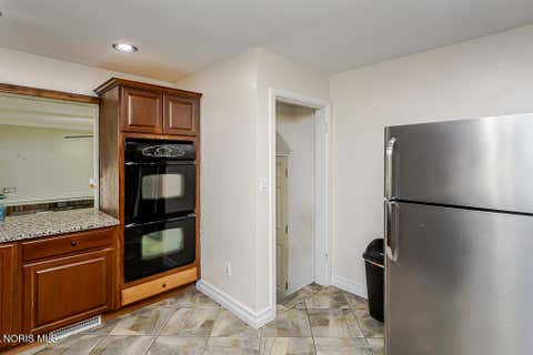 Tiny photo for 9221 Mandell Road, Perrysburg, OH 43551 (MLS # 10011096)