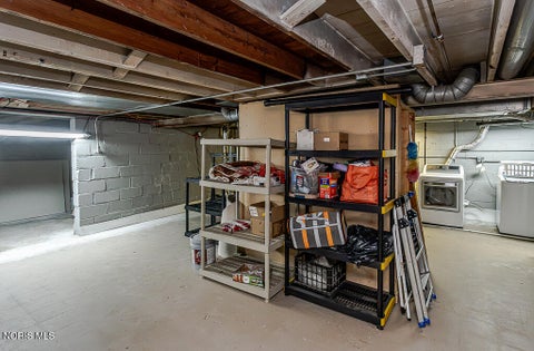Tiny photo for 2236 Beaufort Avenue, Toledo, OH 43613 (MLS # 10013800)