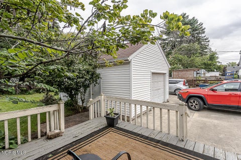 Tiny photo for 2236 Beaufort Avenue, Toledo, OH 43613 (MLS # 10013800)