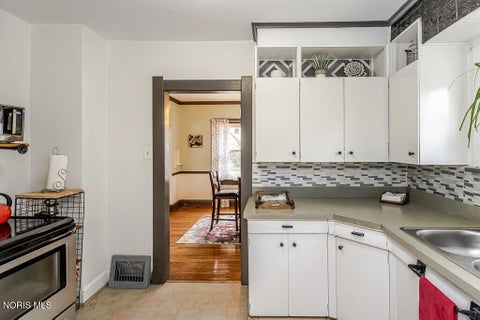 Tiny photo for 2236 Beaufort Avenue, Toledo, OH 43613 (MLS # 10013800)