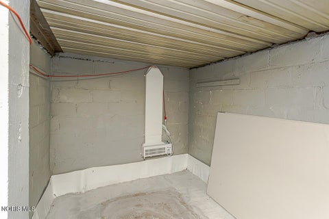 Tiny photo for 2236 Beaufort Avenue, Toledo, OH 43613 (MLS # 10013800)