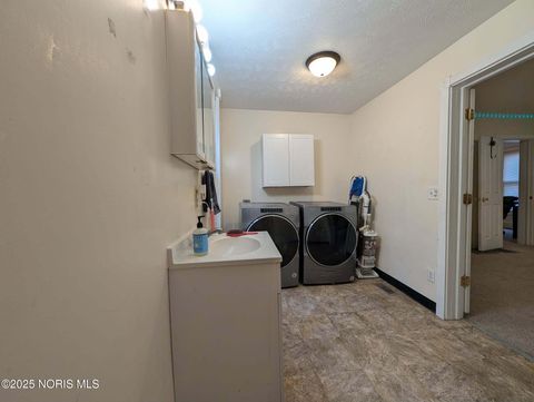 Tiny photo for 648 Riverside Avenue, Defiance, OH 43512 (MLS # 10002525)