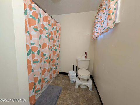 Tiny photo for 648 Riverside Avenue, Defiance, OH 43512 (MLS # 10002525)