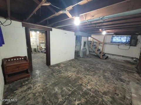 Tiny photo for 1128 Halstead Street, Toledo, OH 43605 (MLS # 10011635)
