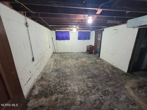 Tiny photo for 1128 Halstead Street, Toledo, OH 43605 (MLS # 10011635)