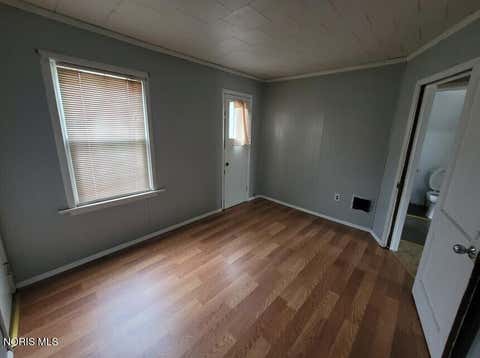 Tiny photo for 1128 Halstead Street, Toledo, OH 43605 (MLS # 10011635)