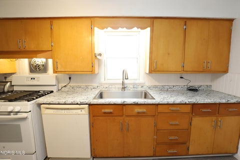 Tiny photo for 5827 Gany Mede Drive, Toledo, OH 43623 (MLS # 10014473)