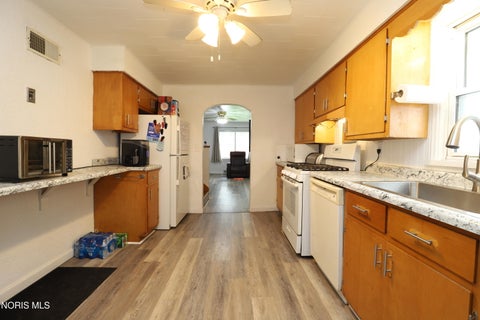 Tiny photo for 5827 Gany Mede Drive, Toledo, OH 43623 (MLS # 10014473)